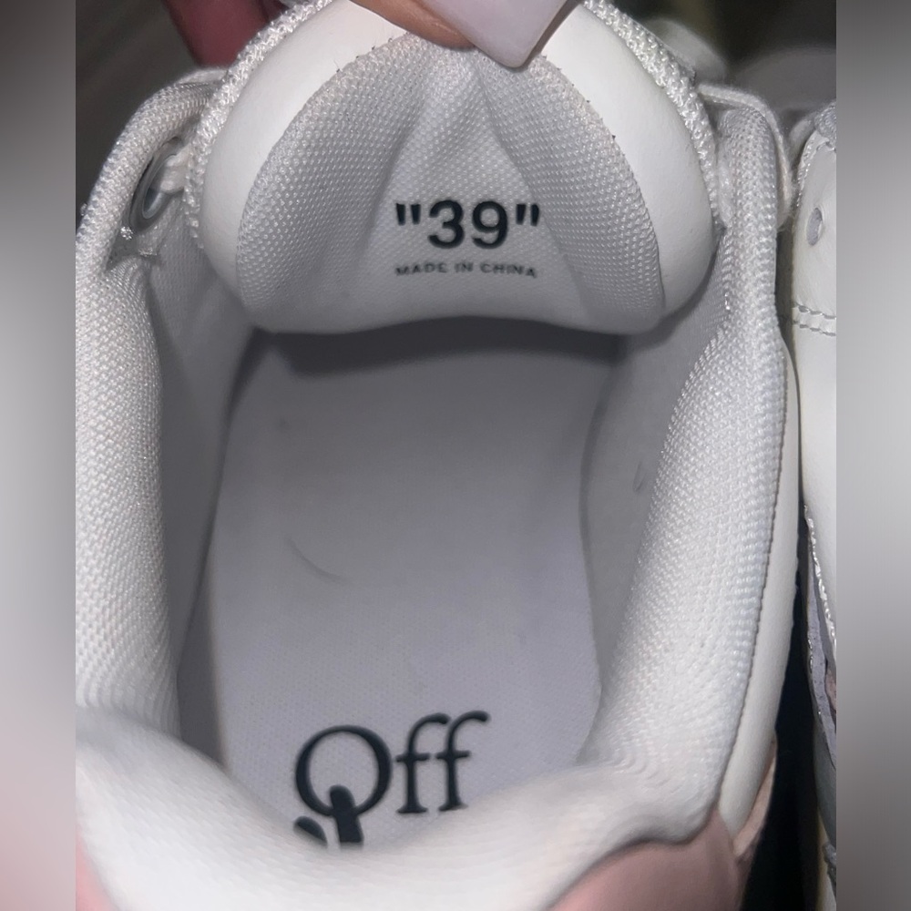 Off-White Out Of Office Calf leather sneakers - Picture 8 of 13